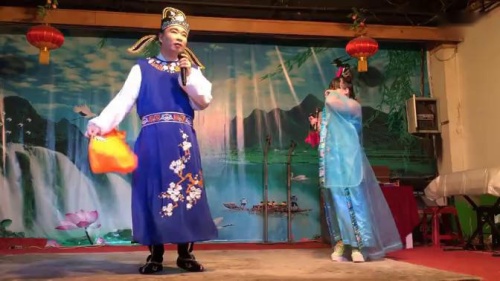 二人转著名演员表演的正戏