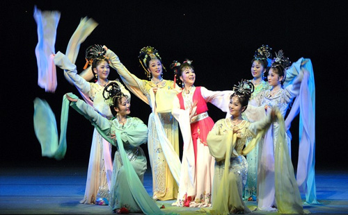 黄梅戏老电影《天仙配》《梁山伯与祝英台》等六部打包下载 黄梅戏老电影《女驸马》《天仙配》六部打包下载。高清画质。黄梅戏电影《天仙配》严凤英.mp4黄梅戏电影《女巡按》.mp4黄梅戏电影《女驸马》严凤英.mp4黄梅戏电影《梁山伯与