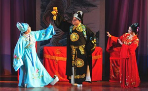 庐剧《重男轻女》全集mp4打包下载吴南野刘长芳 庐剧《重男轻女》全集mp4打包下载吴南野刘长芳。重男轻女1 吴南野 刘长芳.mp4重男轻女2 吴南野 刘长芳.mp4重男轻女3 吴南野 刘长芳.mp4重男轻女4 吴南野 刘长芳.mp4