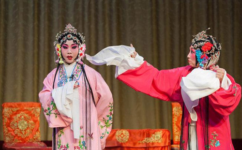 高清京剧视频下载8部全集mp4花田错红楼二尤 高清京剧视频凤还巢花田错海瑞罢官等8部mp4下载全集。高清京剧视频《凤还巢》王蓉蓉 张威.mp4高清京剧视频《海瑞罢官》张学津 裘少戎.mp4高清京剧视频《焚绵山》.mp4高清京