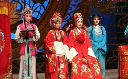 34首高清河南曲剧全场戏全集打包下载 此为高清河南曲剧全场戏、该合集共34曲，播放时长约70个小时。弘扬戏曲文化，适用于唱戏机等播放设备，需要文件的朋友可以直接下载。