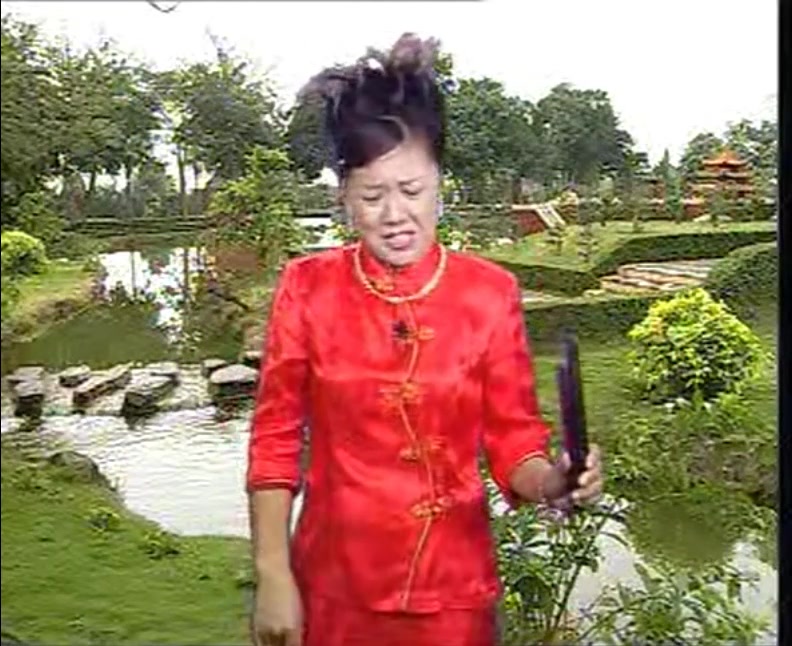 河南坠子《大红袍》第一部 莫红梅 河南坠子《大红袍》第一部 莫红梅 │ 河南坠子大红袍1_流畅 360P.mp4 │ 河南坠子大红袍2_流畅 360P.mp4 │ 河南坠子大红袍3_高清 720P.mp4 │ 河南坠子大红袍4_流畅 360P.