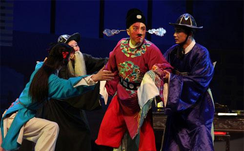 韩再芬黄梅戏女驸马三请樊梨花等七部mp4视频打包下载 韩再芬黄梅戏女驸马等七部mp4视频打包下载。高清画质。黄梅戏《三请樊梨花》孙娟 汪小铎.mp4黄梅戏《乔太守巧点鸳鸯谱》黄新德 何云.mp4黄梅戏《女驸马》韩再芬舞台.mp4黄